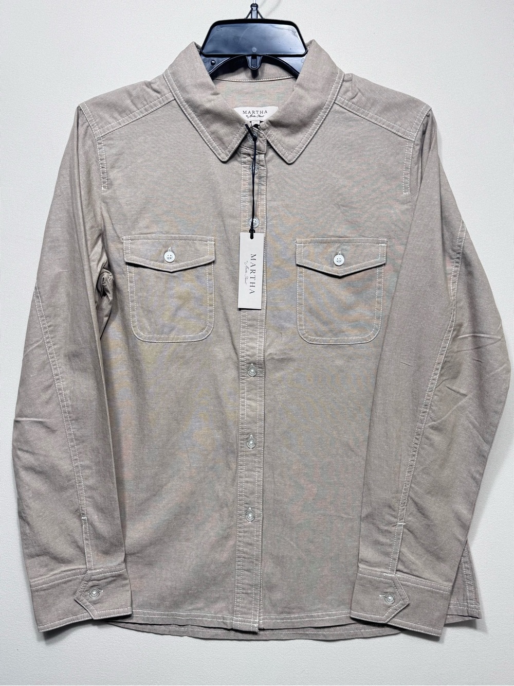 Martha Stewart The 2-pocket jean buttom-up shirt NWT size medium